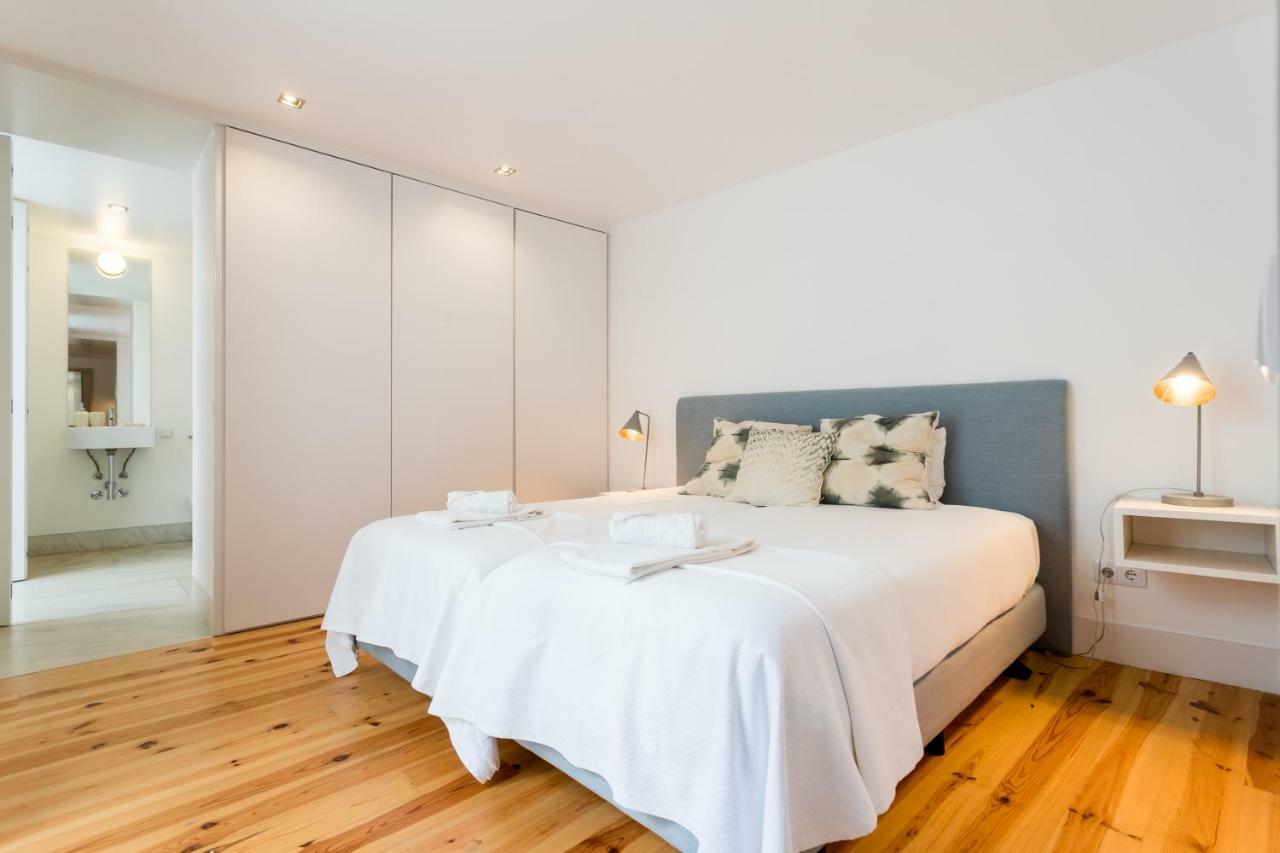 Chiado Cozy Apartments - By Lu Holidays Lisbona Esterno foto