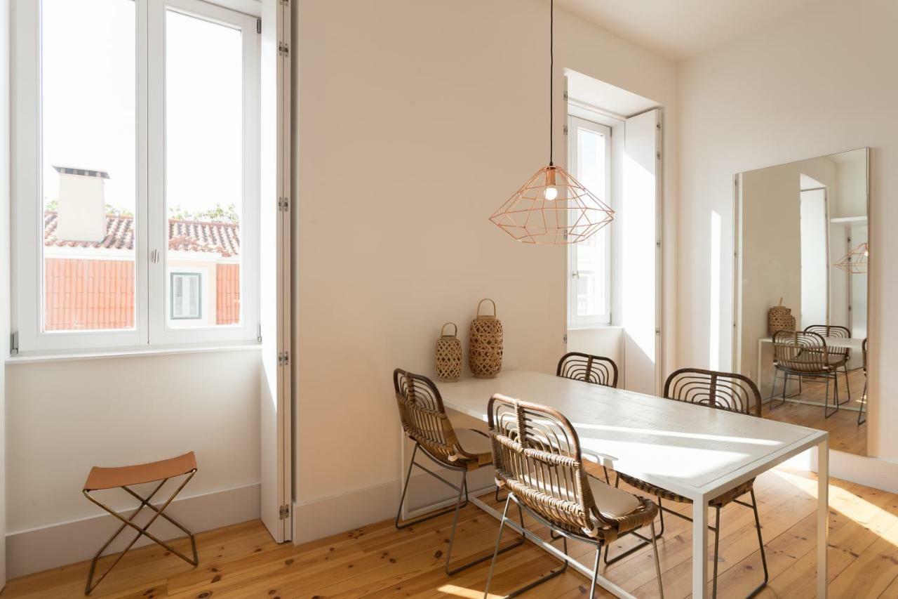 Chiado Cozy Apartments - By Lu Holidays Lisbona Esterno foto