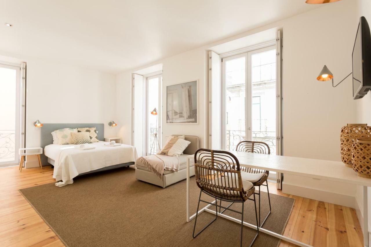 Chiado Cozy Apartments - By Lu Holidays Lisbona Esterno foto